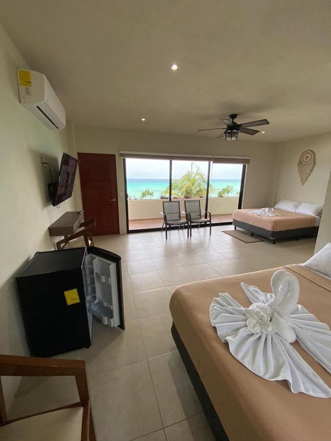 Cuxos Hotel Beachfront Исла-Мухерес Экстерьер фото